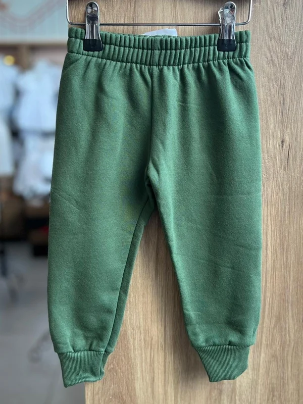 CALÇA LISA BÁSICA ELÁSTICO CÓS MOLETOM PELUCIADA UNISSEX KYLY Verde / 16