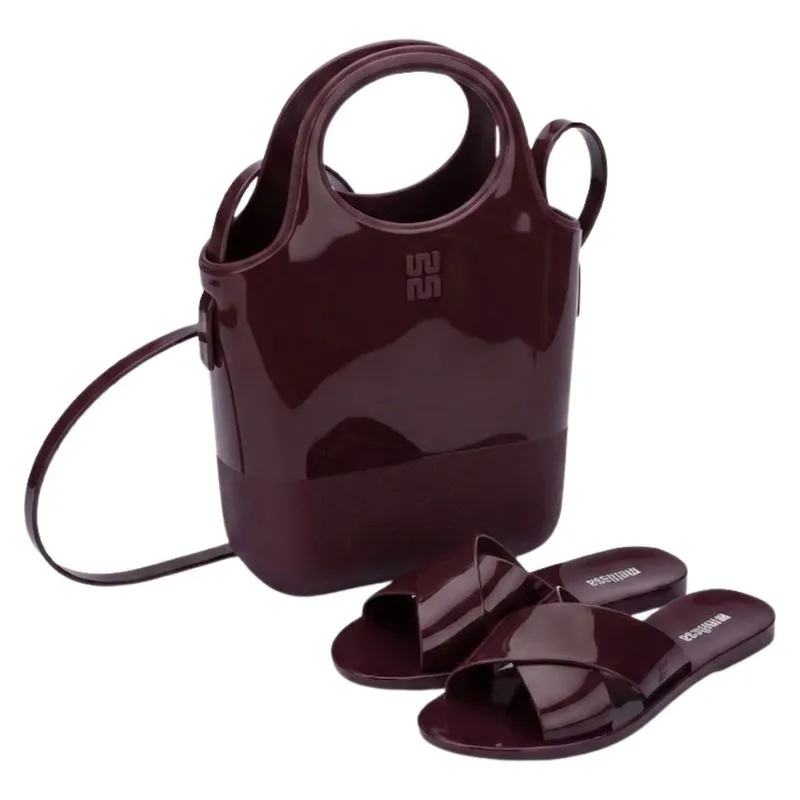 Kit Sandália Feminina N° 35 Melissa Rasteira Essential Cross Slide + Bolsa Ultra Bag Bordô (MP)