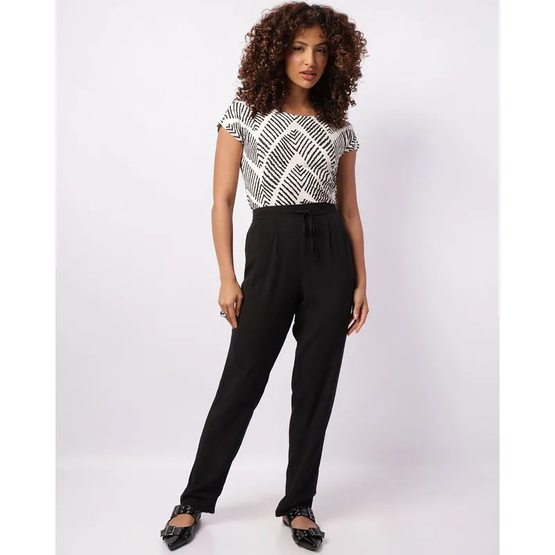 Calça Feminina Berry & Co. Viscose Reta com Cordão Preta M