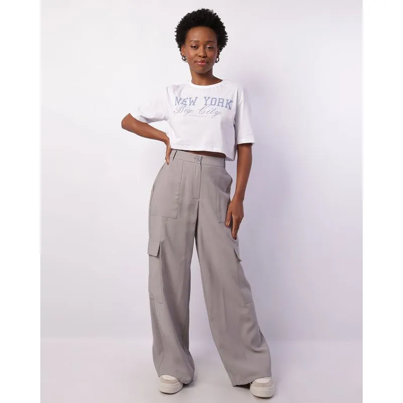 Calça Feminina Cargo Berry & Co. com Bolsos Cinza PP