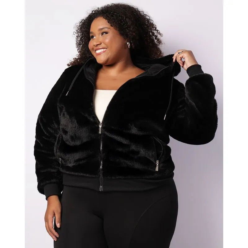 Jaqueta Plus Size Feminina Peluciada Com Capuz Bolsos Preta G3