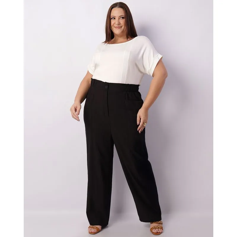 Calça Plus Size Feminina Reta Berry & Co. com Bolsos Preta G2