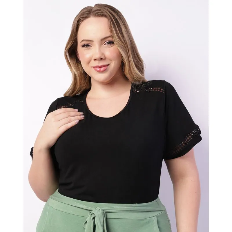 Blusa Plus Size Feminina Manga Curta Recorte Vazado Preta G1