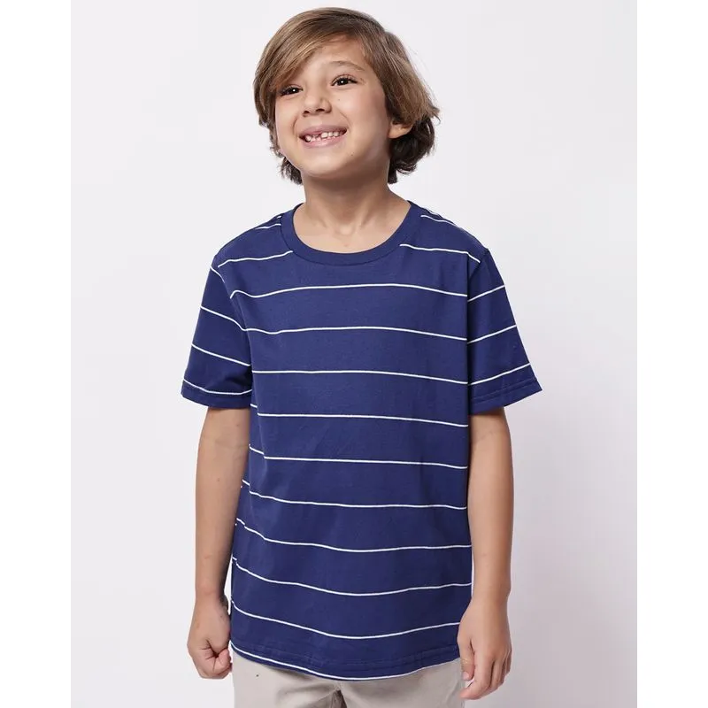 Camiseta Infantil Estampada Listrada Manga Curta Marinho 10