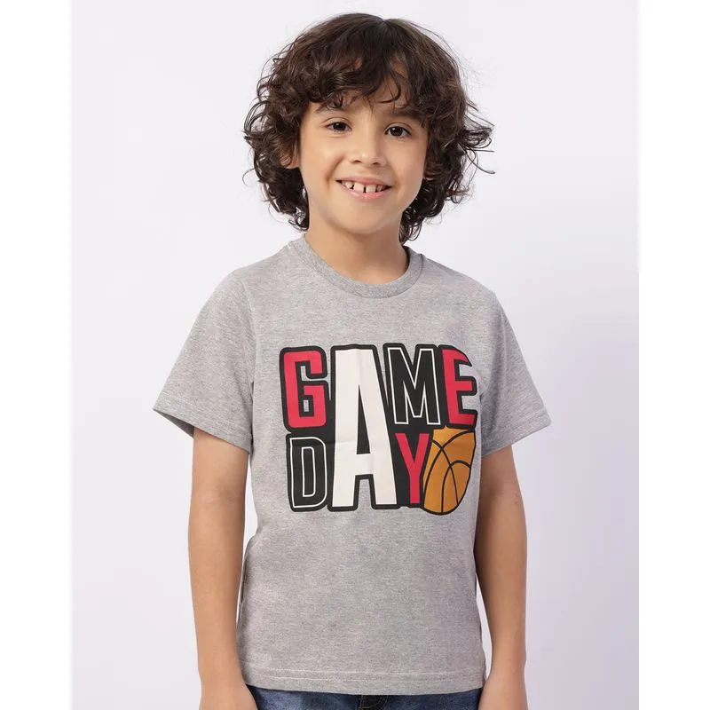 Camiseta Infantil Estampa Game Day Manga Curta Cinza 8