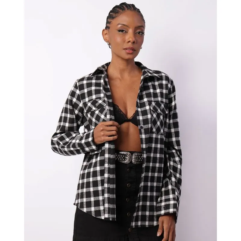 Camisa Feminina Flanelada Com Bolsos Xadrez Preta G