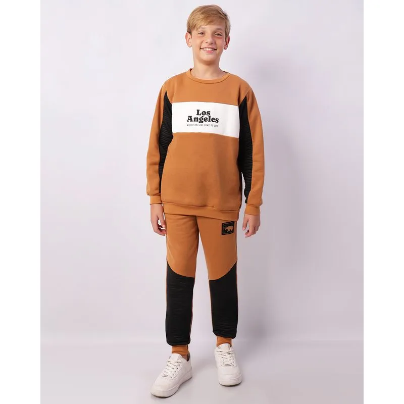 Calça Moletom Juvenil Jogger Com Recortes Texturizados Marrom 10