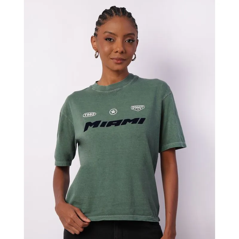 Camiseta Feminina Box Estampa Frontal Verde G