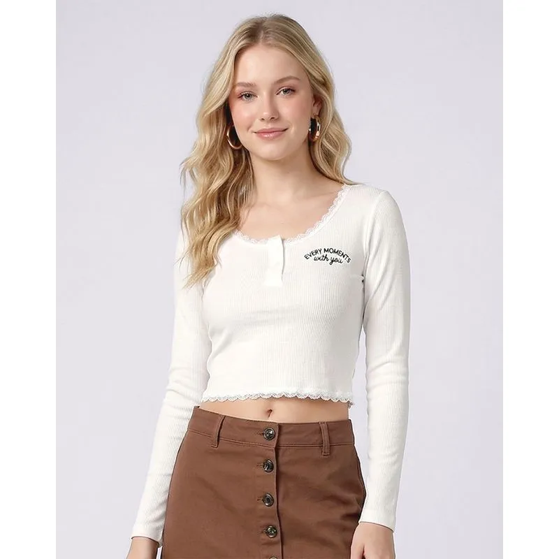 Blusa Feminina Cropped Bordado Detalhe Renda Off White PP