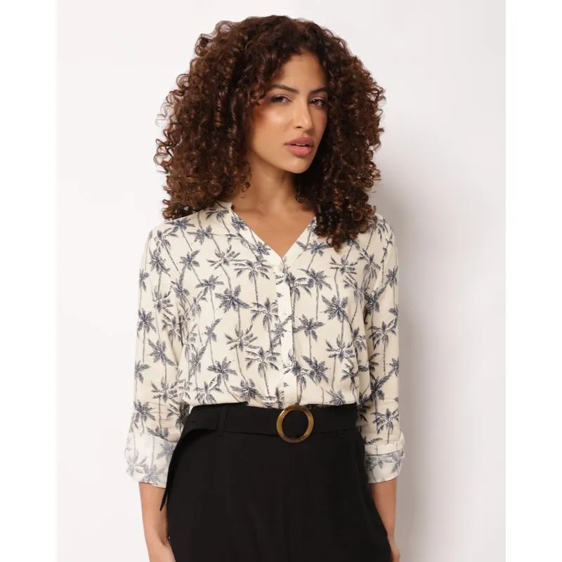 Camisa Feminina Berry & Co. Estampada Gola Padre Bege GG