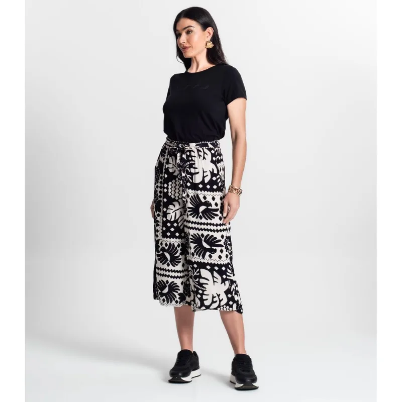 Calça Pantacourt Infinita Cor Preto GG