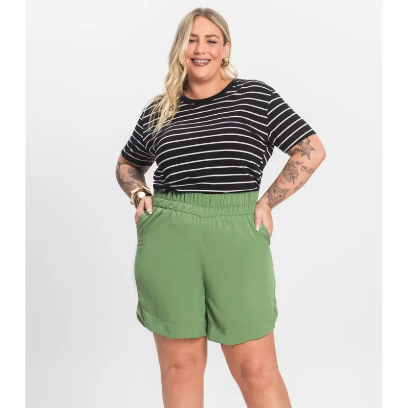 Shorts Curto Plus Size Secret Glam Verde Plus G3