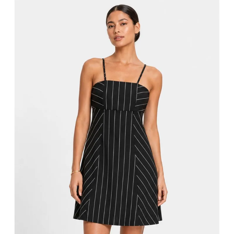 Vestido Curto De Alças Decote Quadrado Endless Preto P