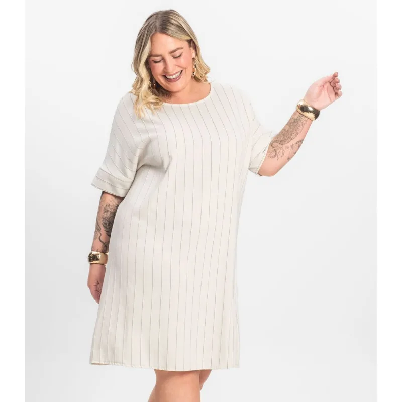 Vestido Plus Size Em Visco Listras Secret Glam Bege Plus G4