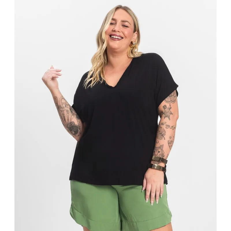 Blusa Manga Curta em Viscotorcion Secret Glam Preto Plus G1