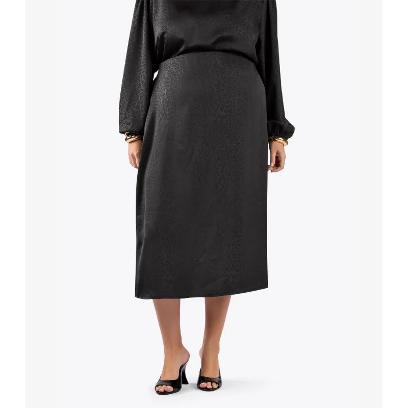 Saia Midi Feminina Evasê Plus Size Secret Glam Preto Plus G1