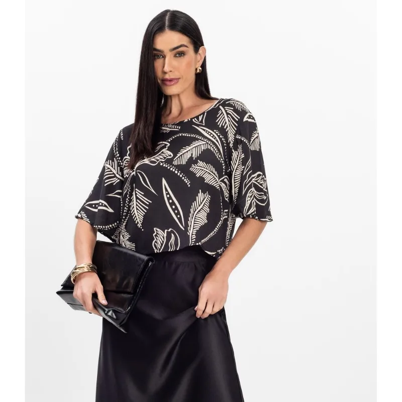 Blusa Feminina em Tecido Infinita Cor Preto G