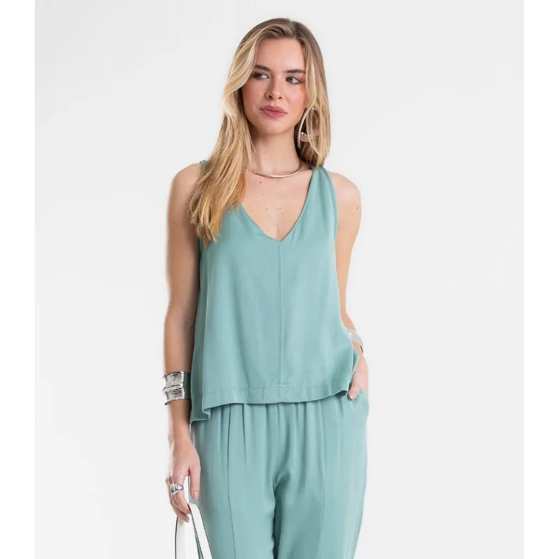 Regata Feminina Decote V Em Viscose Endless Verde P