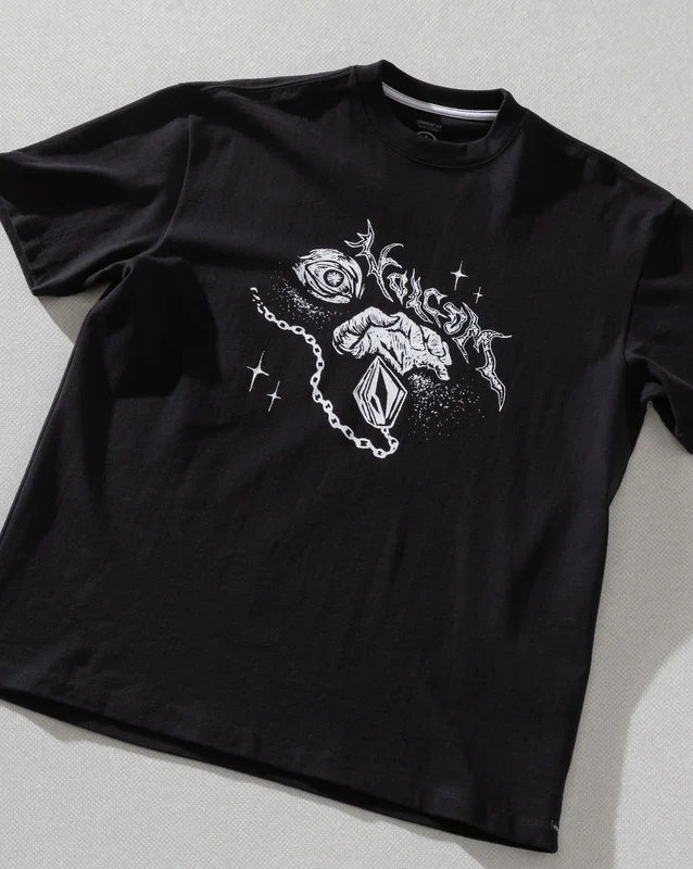 Camiseta Comfort Fit Volcom Death Truction Preta GG / Preto