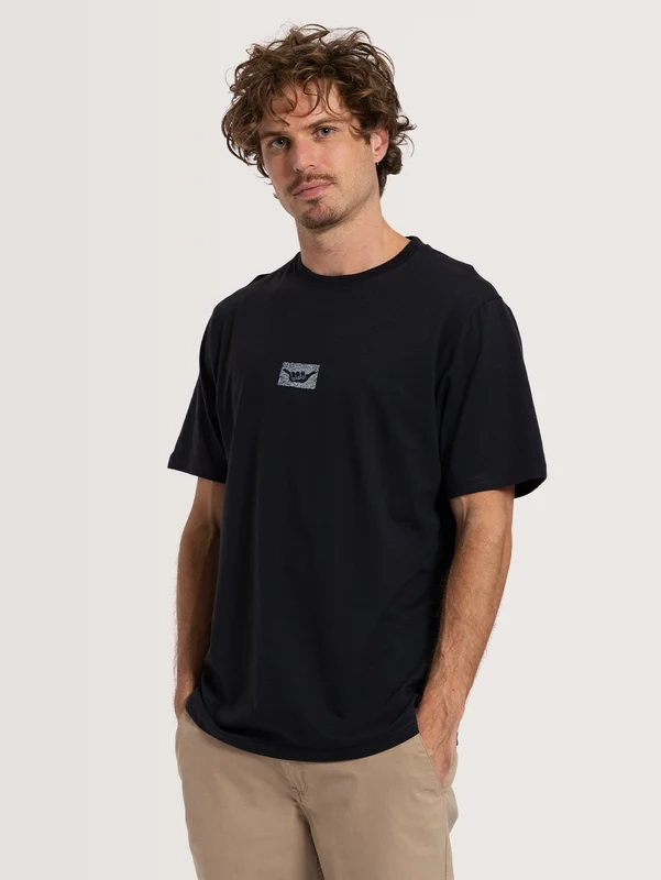 Camiseta Especial Preta Hang Loose Retro P / Preto