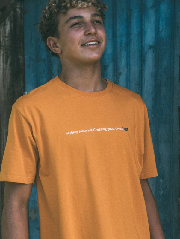 Camiseta Manga Curta Mostarda Hang Loose Goodtimes P / Mostarda