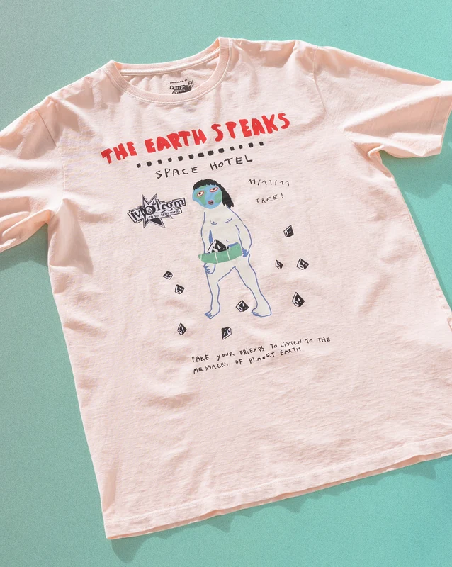 Camiseta Especial Volcom FA x Alucinandinho Earth Speaks Rosa GG / Rosa