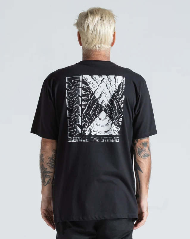 Camiseta Regular Volcom Radiation Preta M / Preto