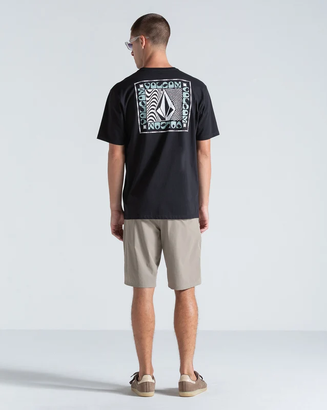 Camiseta Regular Volcom Wavy Train Preta P / Preto