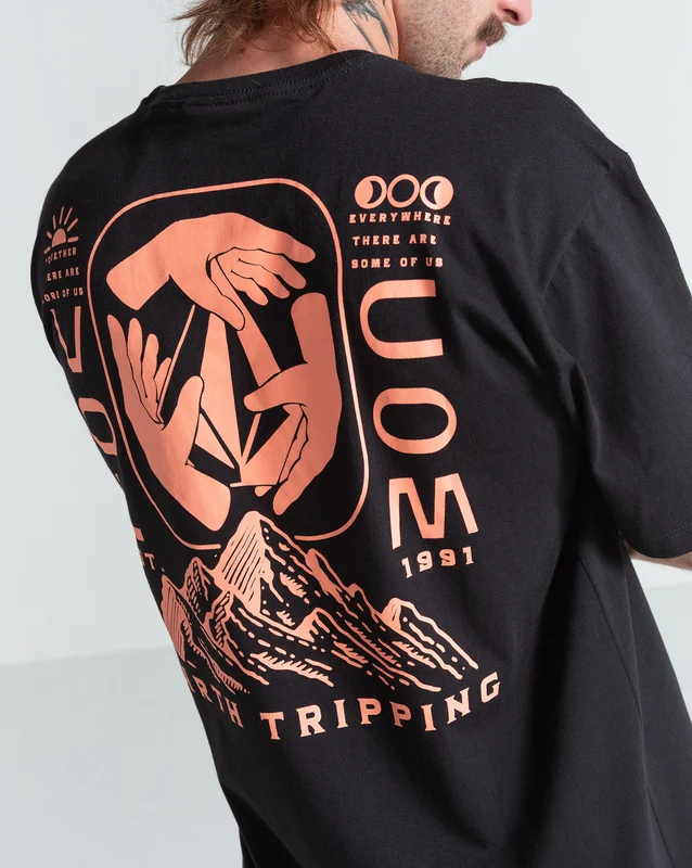 Camiseta Regular Volcom Handeling Preta GG / Preto