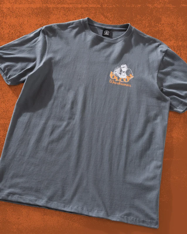 Camiseta Regular Volcom Grindit Cinza Chumbo M / Cinza