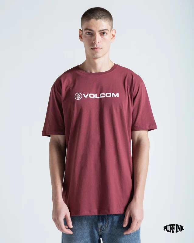 Camiseta Regular Volcom New Euro Bordô GG / BORDO