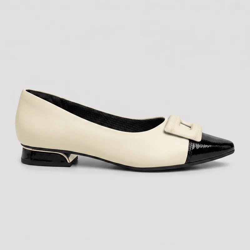 PICCADILLY MAXI - Sapato Silvia Salto Baixo Off White com Preto 39