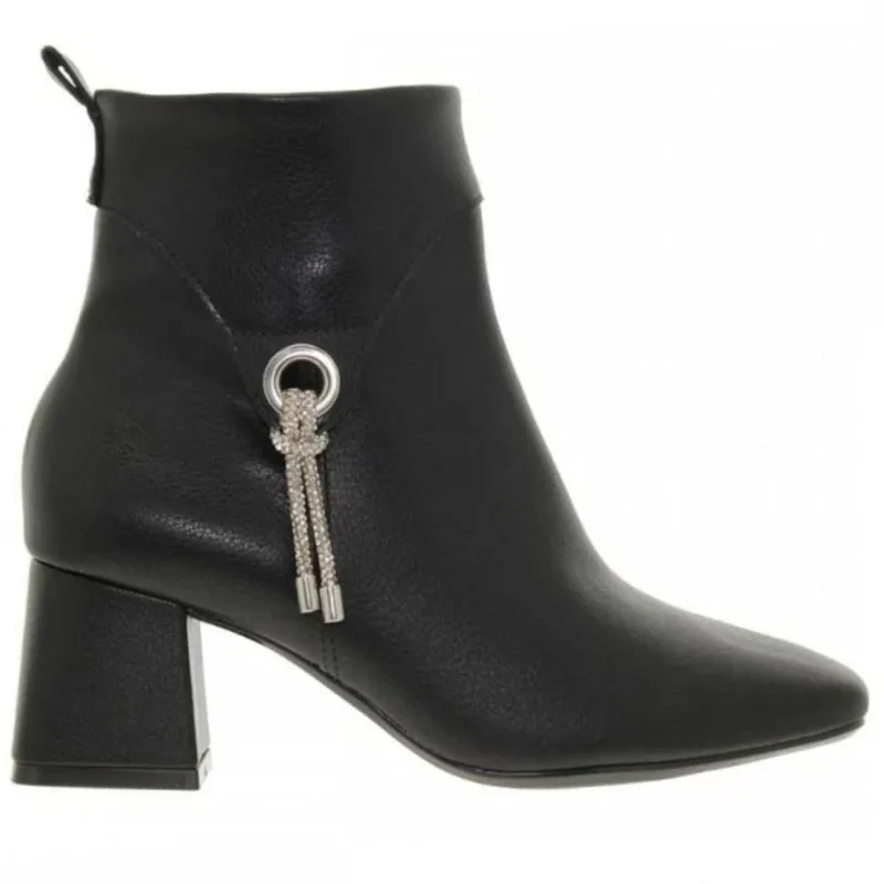 Bota Vizzano Cano Baixo Feminina Preta 35