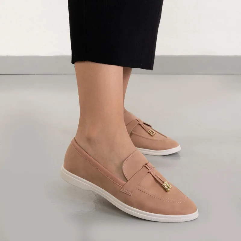 Sapato Feminino Moleca Couro Bege Feminino NUDE - 34