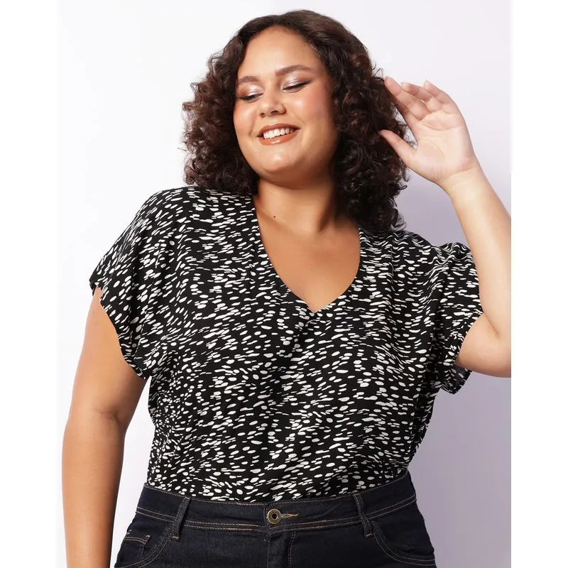 Blusa Plus Size Feminina Berry & Co. Viscose Estampada Preta G1