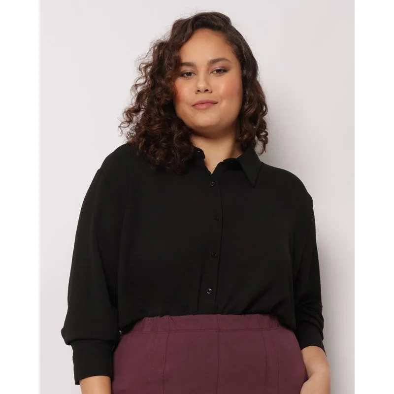 Camisa Plus Size Feminina Berry & Co. Texturizada Manga Longa Preta G3