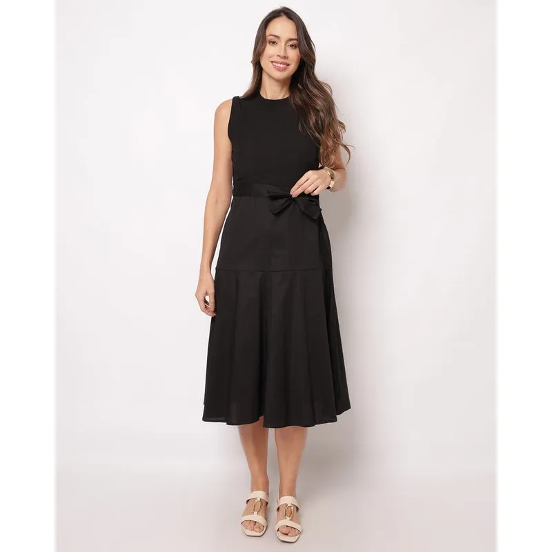 Vestido Feminino Berry & Co. Midi Texturizado Cinto De Amarração Preto G