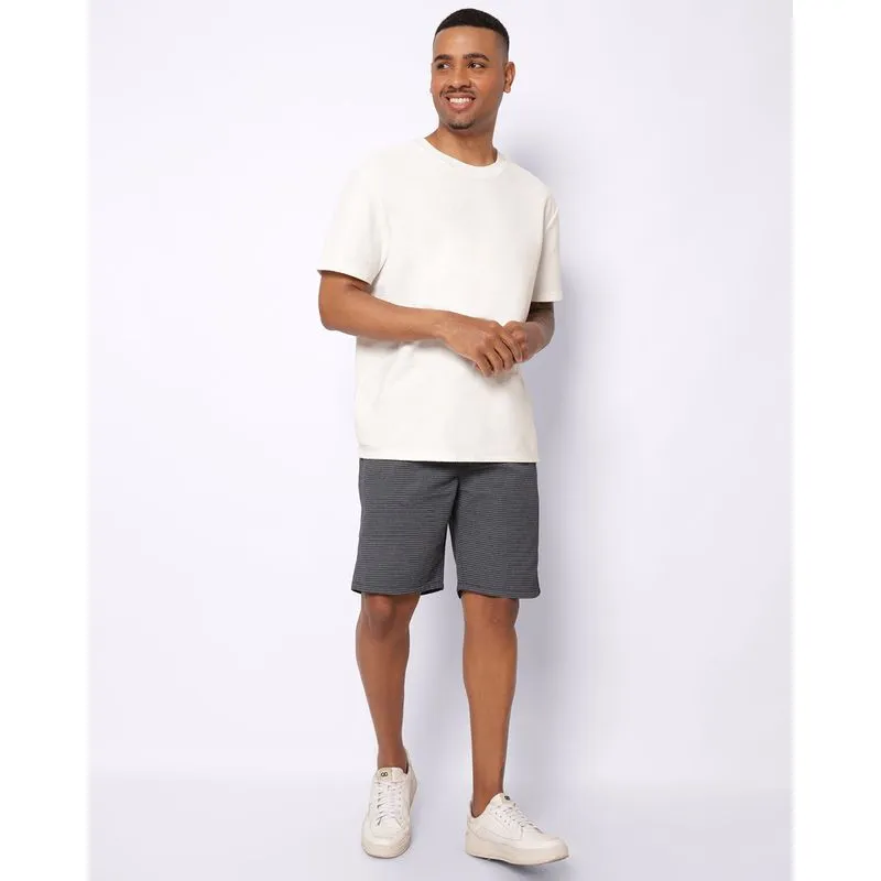 Bermuda Sarja Masculina Reta com Bolsos Listrada Cinza GG