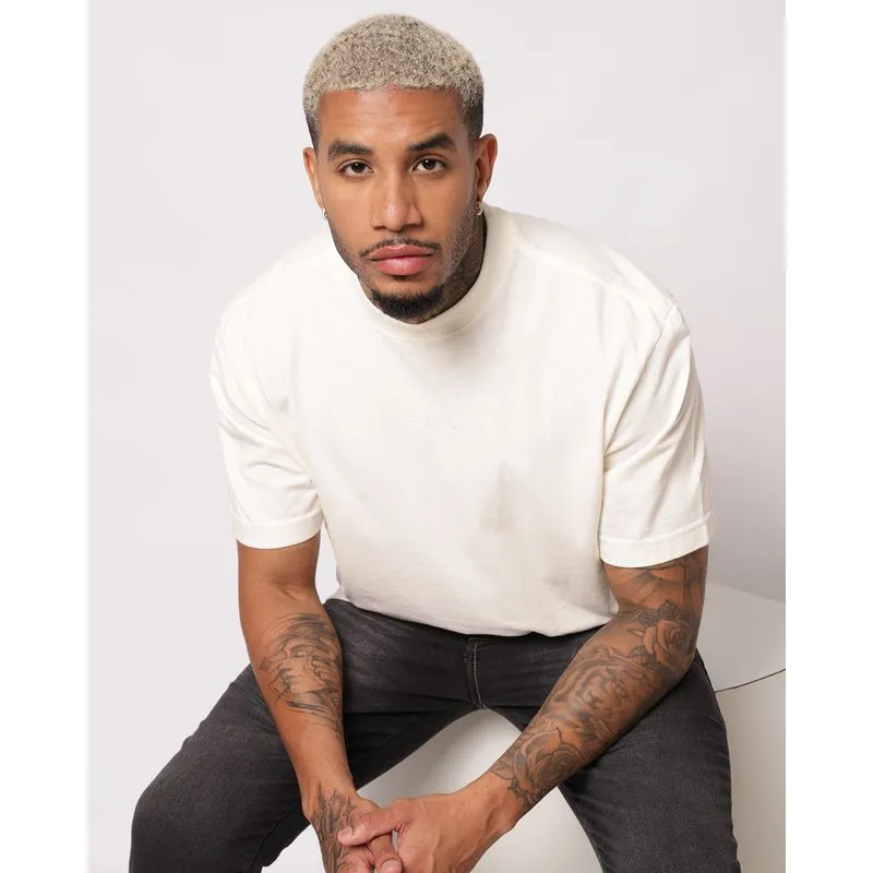 Camiseta Masculina Oversized Bordado Frente e Costas Off White M