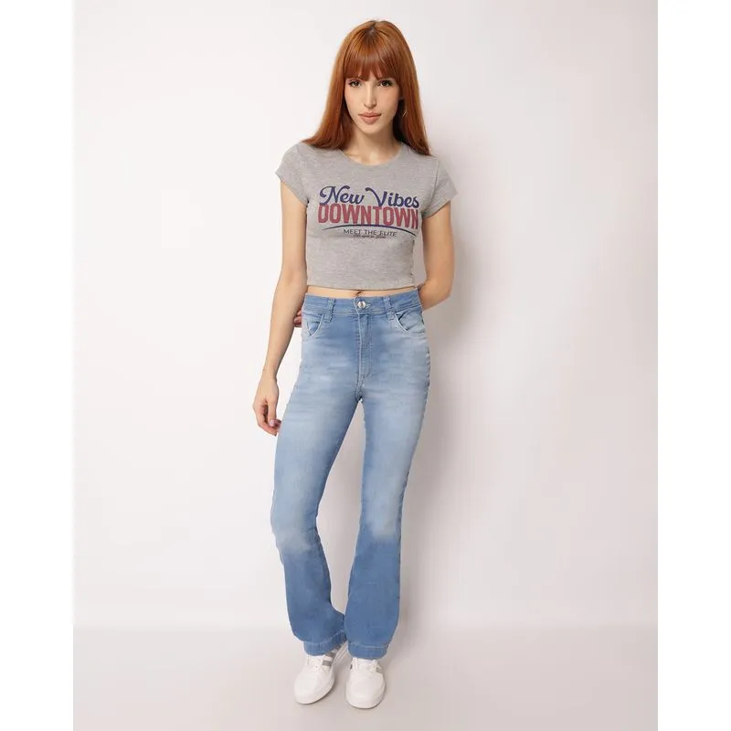 Calça Jeans Feminina Flare Estonada com Bolsos Azul 40