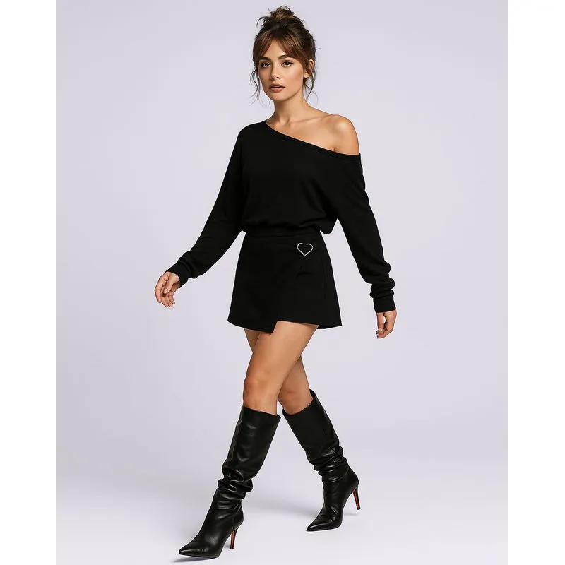 Short Saia Feminino Curto com Fivela Coração Preto M