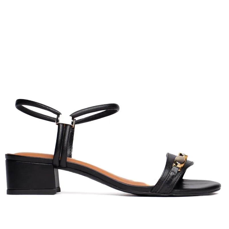 Sandália Feminina Bottero Salto Bloco Detalhe Metal Preto - 35
