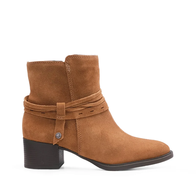 Botim Salto Médio Mulher Camurça Camel 38