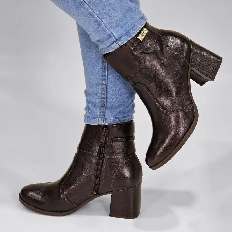 Bota Dakota Feminina Salto Bloco D2701 36 / Marrom