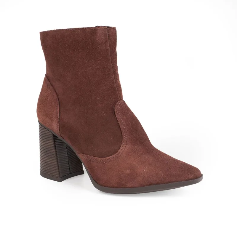 Bota Dakota de Cano Curto em Couro Marrom 38