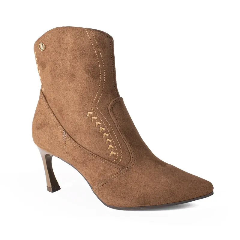 Bota Dakota Feminina Cano Curto Marrom Salto Fino 37