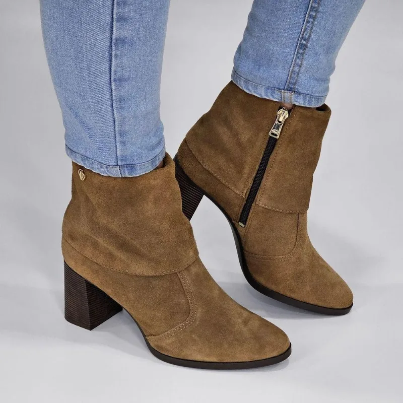 Bota Dakota Feminina D2381 Salto Bloco Saia D2381 34 / Bege