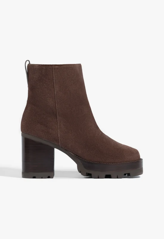 240 Suede Bootie 10 / Root Brown / Suede