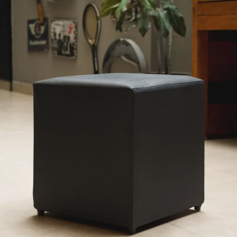 Puff Studio 40x40x40 Cm Courino sem Rodizios Preto