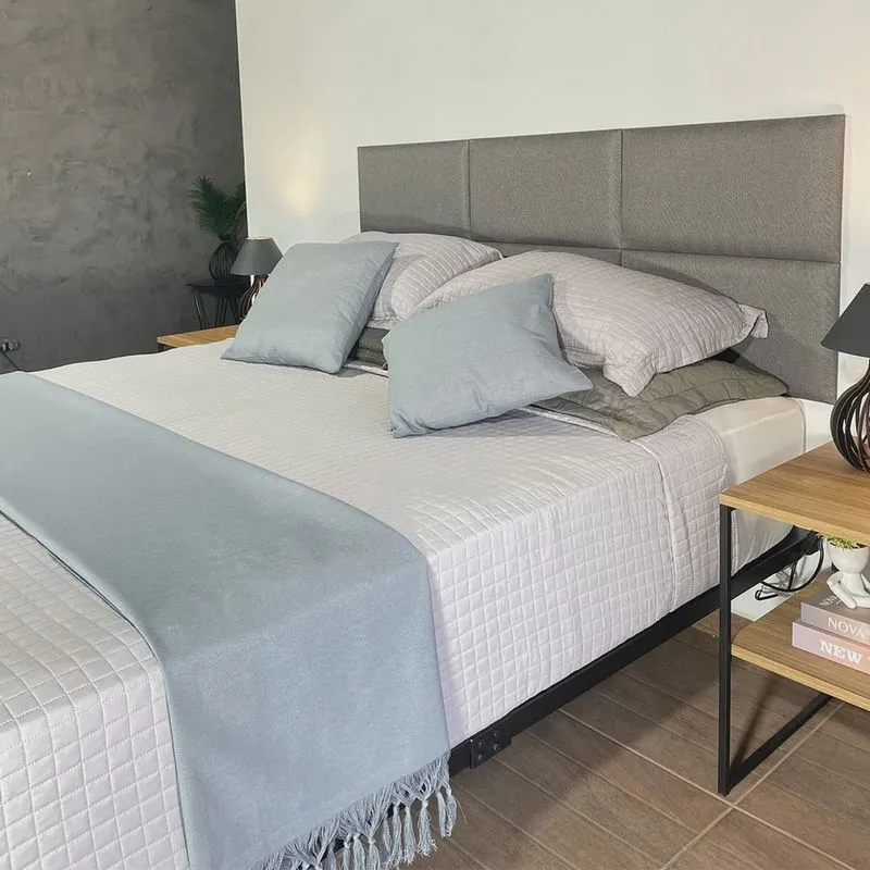 Cama Flutuante Casal Preta com Led 110v